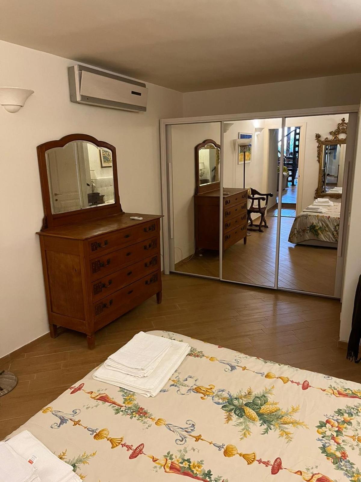 Apartamento Loft Tanzi Bari Habitación foto